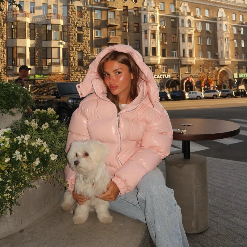 Glänzende Reißverschluss-Kapuzenjacken für Damen, Warme Elastische Taille Plissierte Kurze Baumwolljacke, 2026 Winter Neue Damen High-Street-Oberbekleidung
