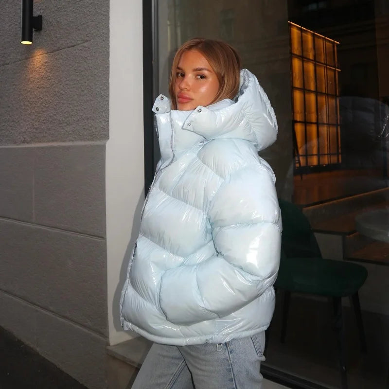 Glänzende Reißverschluss-Kapuzenjacken für Damen, Warme Elastische Taille Plissierte Kurze Baumwolljacke, 2026 Winter Neue Damen High-Street-Oberbekleidung