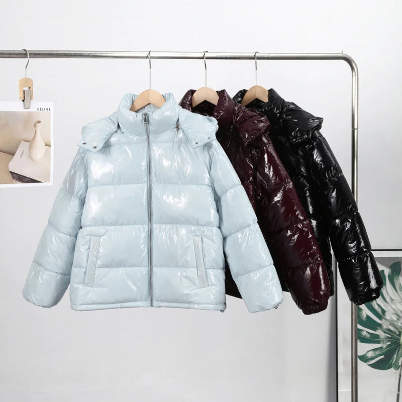 Glänzende Reißverschluss-Kapuzenjacken für Damen, Warme Elastische Taille Plissierte Kurze Baumwolljacke, 2026 Winter Neue Damen High-Street-Oberbekleidung